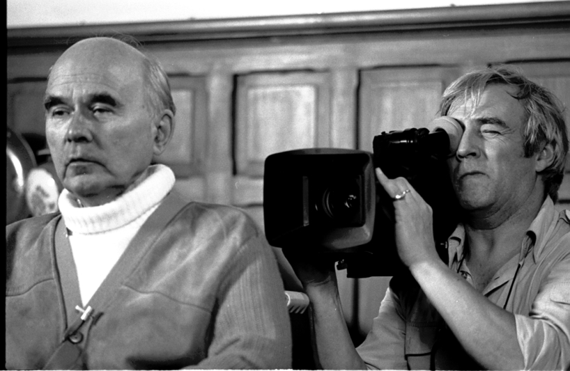 Från en exklusiv intervju med Dag Bergman i Macau 1977. Sigvard Hammar bjöd med Bengt och Åke till Bergmans hem för att intervjua Dag om sitt liv. Från en exklusiv intervju med Dag Bergman i Macau 1977. Sigvard Hammar bjöd med Bengt och Åke till Bergmans hem för att intervjua Dag om sitt liv.