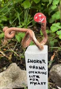 Snokar gärna omkring lite för mycket
