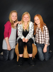 Ensemble barn grupp 2 - Hanna Kihlgren, Fannie Lindahl, Ellen Knutas Ensemble barn grupp 2 - Hanna Kihlgren, Fannie Lindahl, Ellen Knutas