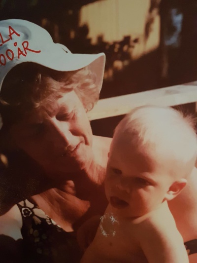 Farmor och jag på Norrpada, i slutet av 70-talet Farmor och jag på Norrpada, i slutet av 70-talet