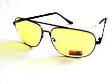 Solglas John med gula glas