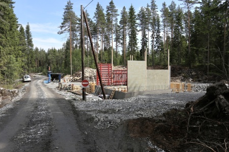 29 maj 2018 - Byggnation av nya transformator-stationen, som skall ta emot elproduktionen från vindkraftverken på Joarknatten.
