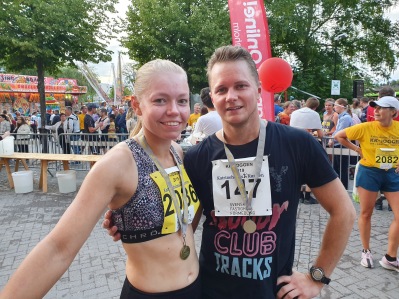 i mål med medalj:) i mål med medalj:)