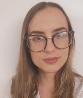 Linnéa Sjöström, Utbildad Auktoriserad hudterapeut och spaterapeut med internationell CIDESCO examen Linnéa Sjöström, Utbildad Auktoriserad hudterapeut och spaterapeut med internationell CIDESCO examen