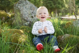 Fotografera dina barn hos barnfotografen Emy Fotograf i Halmstad och Laholm. Barnfotografering i halmstad. Fotografera dina barn hos barnfotografen Emy Fotograf i Halmstad och Laholm. Barnfotografering i halmstad.