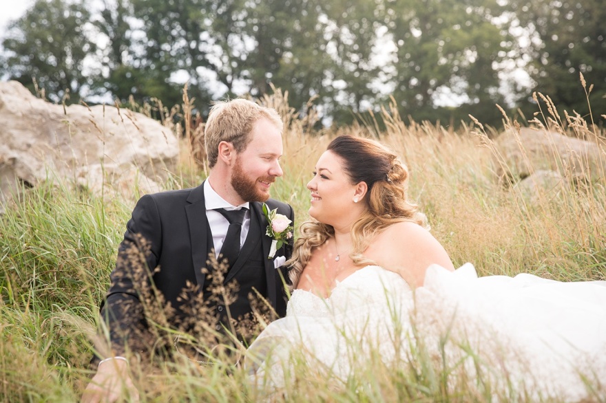 Bröllopsfotograf Halmstad & Laholm. Bröllopsfotograf Emy. Som fotograf fotograferar jag gärna ditt bröllop. Bröllopsfotograf Halmstad & Laholm. Bröllopsfotograf Emy. Som fotograf fotograferar jag gärna ditt bröllop.