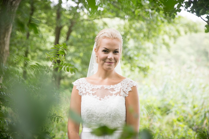 Fotogra femy fotograferar dina bröllopsfoton under bröllopffotograferingen i Örkeljunga Fotogra femy fotograferar dina bröllopsfoton under bröllopffotograferingen i Örkeljunga