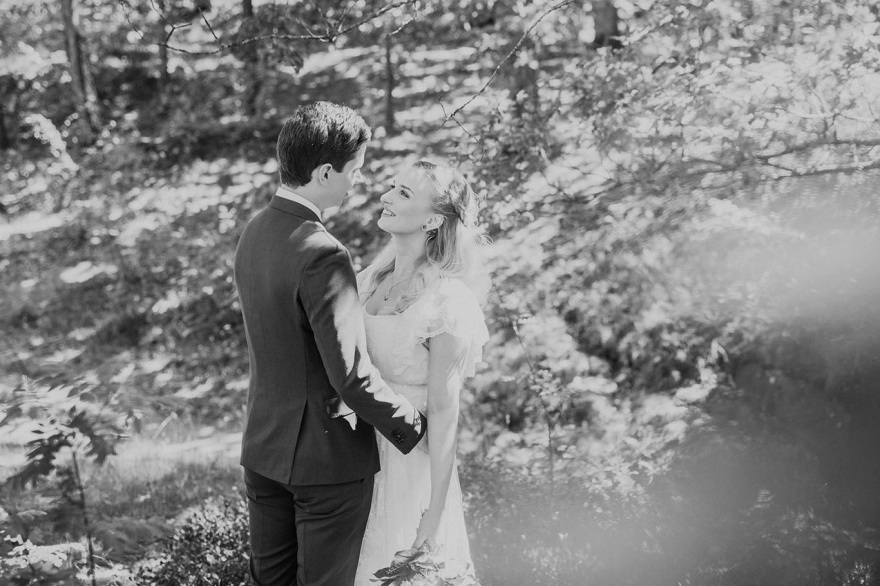 Föreviga ditt bröllop med hjälp av bröllopsfotografen fotograf emy ifrån halmstad Föreviga ditt bröllop med hjälp av bröllopsfotografen fotograf emy ifrån halmstad