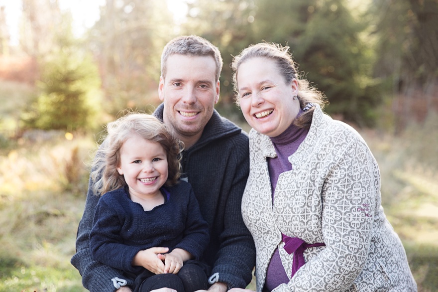 Familjefotografering Halmstad - Fotograf som fotograferar familjefoto på din familj Familjefotografering Halmstad - Fotograf som fotograferar familjefoto på din familj