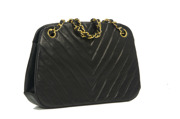 Chanel Chevron Shoulder Bag Kisslock