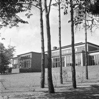 Bild på Kungl. Norska ambassaden på Skarpögatan 4 i slutskedet av färdigställandet av byggnaden 1952. Foto Riksarkivet
