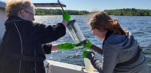 Sampling of lake Erken Water on a windy day for the FunAqua project. Photographer: William Colom.
