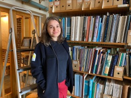 Alisa Heuchel in the library at Abisko Scientific Research Station.