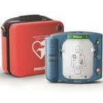 18-7040-10-defibrillator-hs1