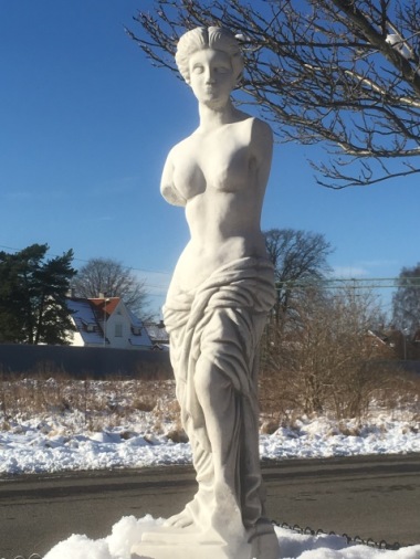staty Athena , trädgårdskonst