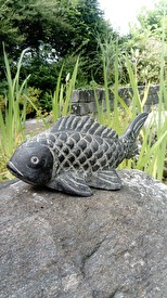 Trädgårdsfigur fisk, trädgårdskonst, figurer till trädgård önnestad