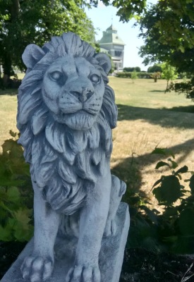 trädgårdskonst vitt lejon , staty, vit marmorkonst