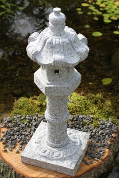 Japansk trädgård japanska granithus Kasuga zen trädgårdskons rogivande trädgård