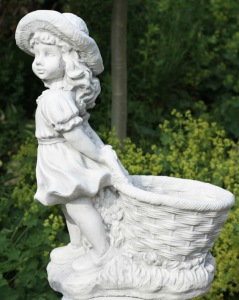 trädgårdsstaty, trädgårdskonst, vit marmor figur