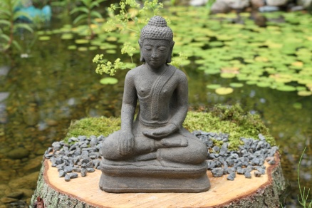Budda, munk, trädgårdsfigur, trädgårdskonst, japansk trädgård önnestad