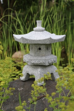 JApansk trädgårdskonst, kinesiska hus, sten hus