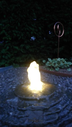 trädgårdsbelysning , belysning till vattensten