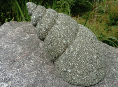 trädgårdskonst önnestad, natursten trädgårdsfigur