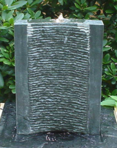 vattensten granitfontän fontänsten granit trädgårdskonst