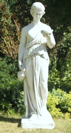 Staty Fontana, trädgårdskonst
