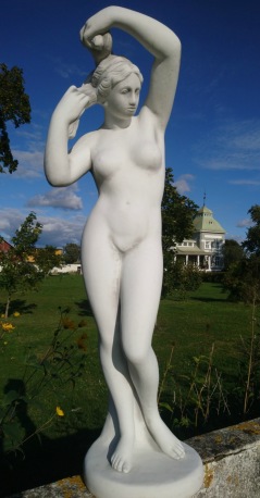 Staty Boretta , trädgårdskonst