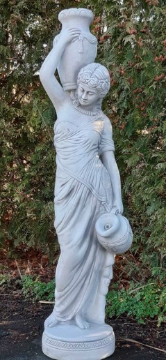 Staty Lamotta, trädgårdskonst