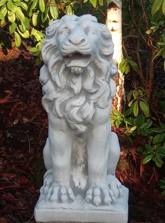 trädgårdskonst lejon staty vit trädgårdslejon