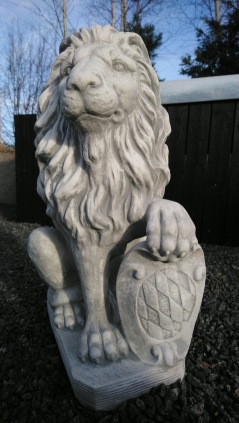 trädgårdskonst lejon , staty vit
