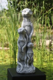 Trädgårdskonst surikater, surikatfamilj, staty
