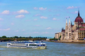 M/S SE- Manon M/S SE- Manon
