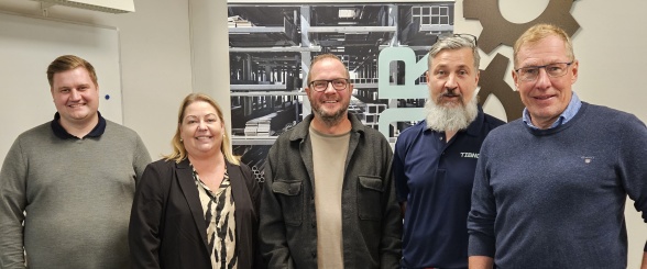 Marcus Hassa FMM, Pia Grönkvist Tibnor, Mats Östling Morakniv, Patrik Bjelovuk Tibnor och Mikael Olsson Materialcentrum Marcus Hassa FMM, Pia Grönkvist Tibnor, Mats Östling Morakniv, Patrik Bjelovuk Tibnor och Mikael Olsson Materialcentrum