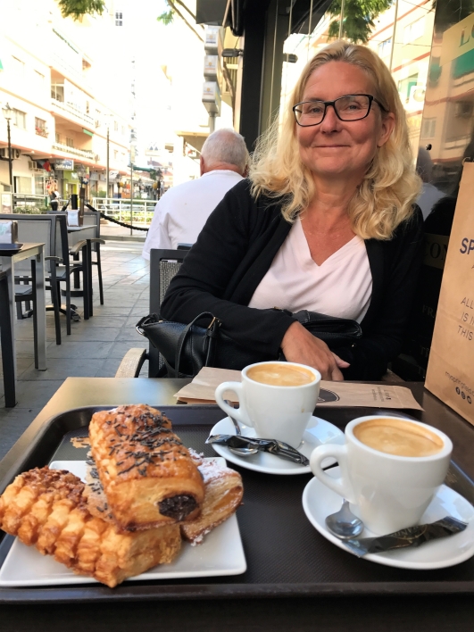En fika på stan för under 50-lappen är inte det sämsta. En fika på stan för under 50-lappen är inte det sämsta.