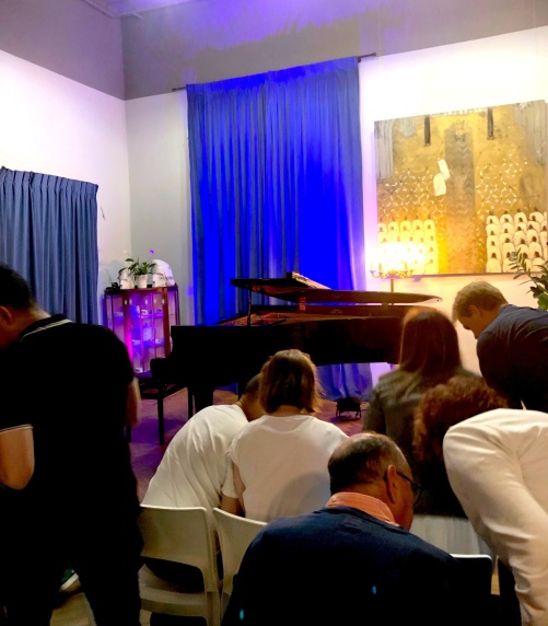 I denna sal spelade Chopin själv vid tretton års ålder I denna sal spelade Chopin själv vid tretton års ålder
