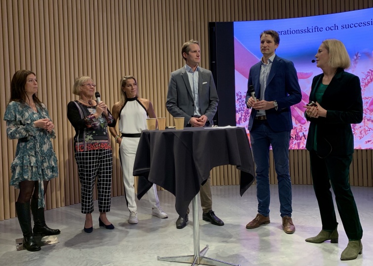 Deltagare i samtalet Angelica Ewö Reimer, PwC, Christina och Åsa Wahlström, Mama Mia, Erik och Magnus Brandberg, Gullspång Invest samt jag själv som modererade Deltagare i samtalet Angelica Ewö Reimer, PwC, Christina och Åsa Wahlström, Mama Mia, Erik och Magnus Brandberg, Gullspång Invest samt jag själv som modererade