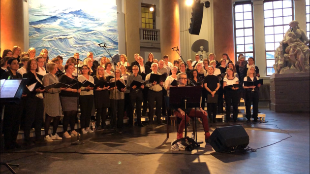Stockholms Popupkör och Louise Hoffsten i Eric Ericsonhallen 2018 Stockholms Popupkör och Louise Hoffsten i Eric Ericsonhallen 2018