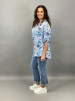 Sandra, blommig blus