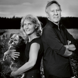Ulla de Verdier, radioprofil och Adrian Honcoop, konstnär