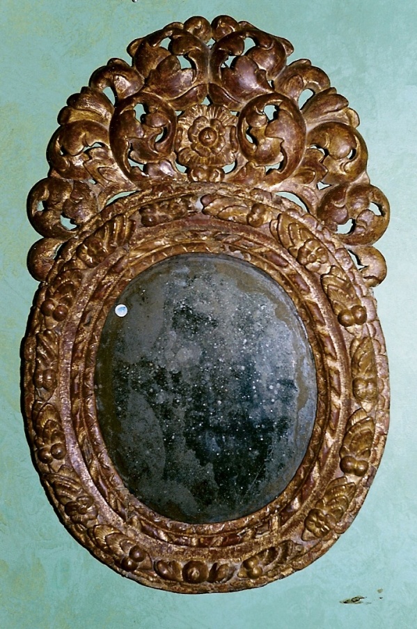 Den restaurerade Precht spegeln har fått en ny chans och ett nytt liv.
