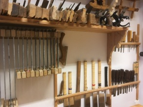 Traditionella handverktyg. Stämjärn, profilhyvlar, gradsågar och Japansågar