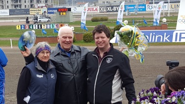 Utdelning av priser sker i samband med finalen i Olympiatravet på Åby, bilden är från 2013 när 2012-års vinnare fick sina priser. Utdelning av priser sker i samband med finalen i Olympiatravet på Åby, bilden är från 2013 när 2012-års vinnare fick sina priser.