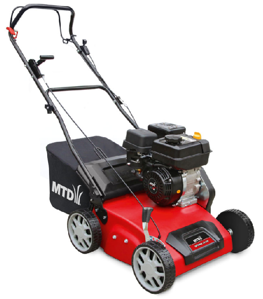 Bensindriven vertikalskärare med en 3x1 funktion Vertikalskärare, mossrivare och uppsamlare från MTD Bensindriven vertikalskärare med en 3x1 funktion Vertikalskärare, mossrivare och uppsamlare från MTD