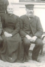 Mjölnare Karl Petersson (som kom till Vartorp 1872), med fru Katarina (Kata), föräldrar till Johan "Möllare".