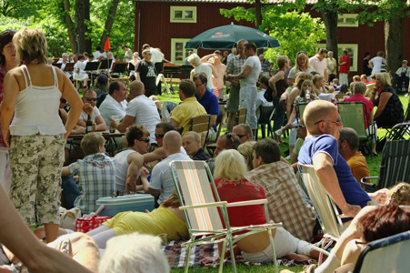Brukets dag firas i hotellparken Brukets dag firas i hotellparken