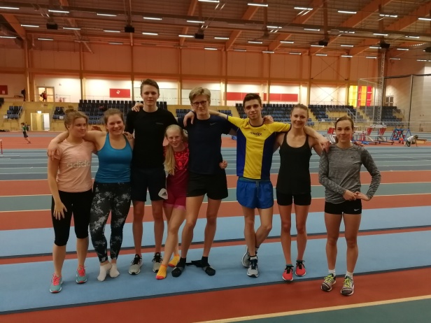 Bild från en träning förra veckan i IFU Arena  med Hedda, Johanna, Ludvig, Linnéa, Axel, Daniel, Carolina och Isabell