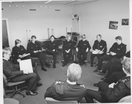 Avdelning under UGL utbildning 1981 (Utbildning, Grupp Lärande) under mitt, Hans Hansson, och Ronald Alveheims handledarskap Avdelning under UGL utbildning 1981 (Utbildning, Grupp Lärande) under mitt, Hans Hansson, och Ronald Alveheims handledarskap